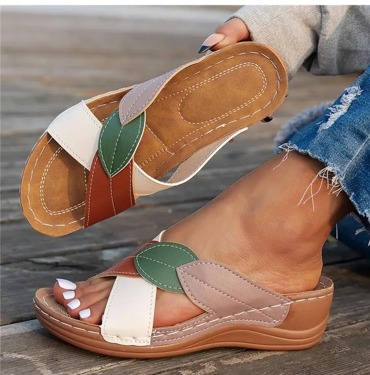 Sandales compensées confortables pour femmes