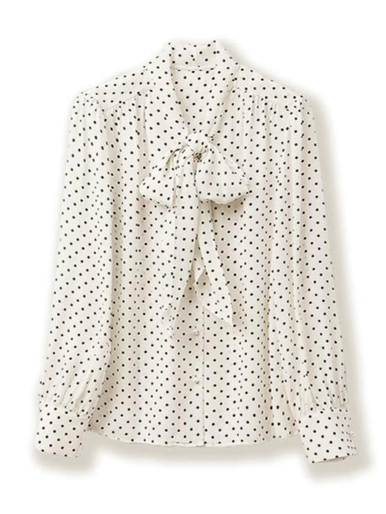 Chemise femme 100% soie de mûrier, col V, coupe fine