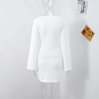 Robe de plage courte ajourée pour femme