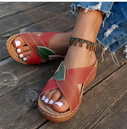 Sandales compensées confortables pour femmes