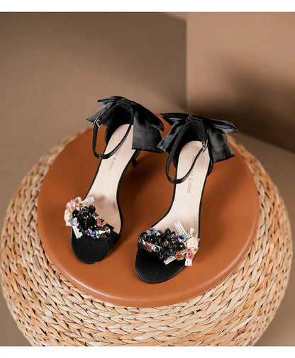 Escarpins à bout ouvert en satin pour femmes