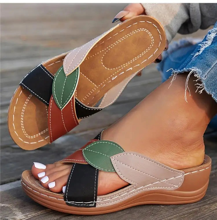 Sandales compensées confortables pour femmes