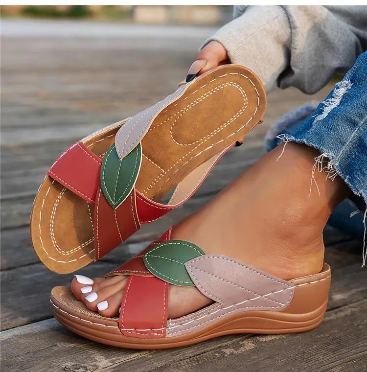 Sandales compensées confortables pour femmes