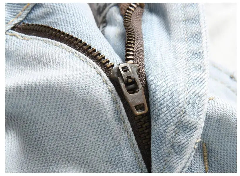 Short en jean bleu clair pour homme