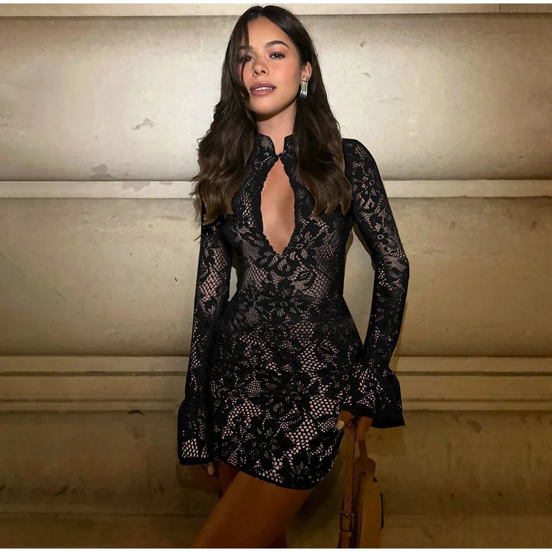 Robe courte sexy en dentelle ajourée pour femme