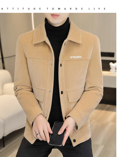 Veste d'hiver en mélange de laine, velours pelucheux et trench-coat court