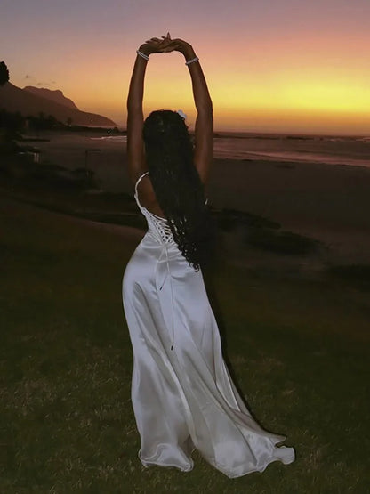 Robe longue élégante à lacets